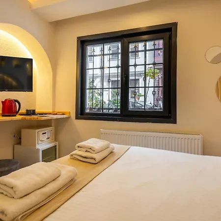 Hotel Emir 3*